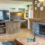 Apartment Spacious 4br 10p Center