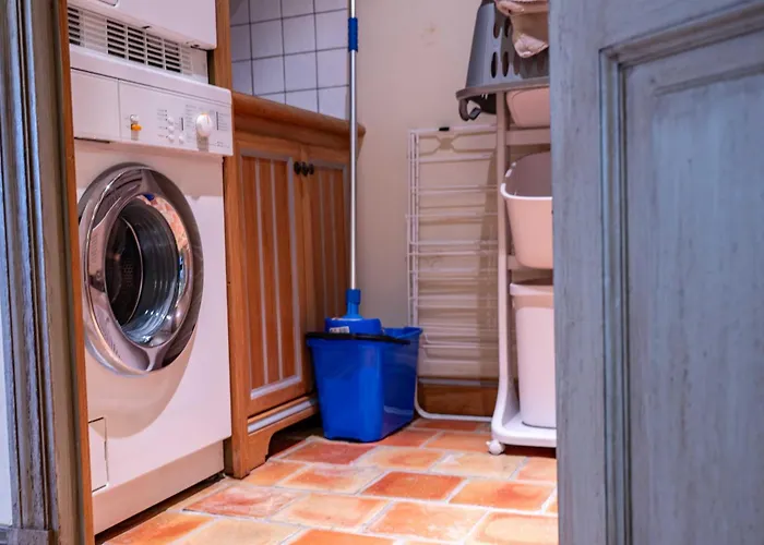 Spacious 4br 10p Center Megève