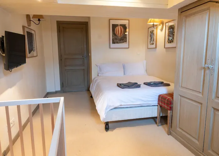 Διαμέρισμα Spacious 4br 10p Center *